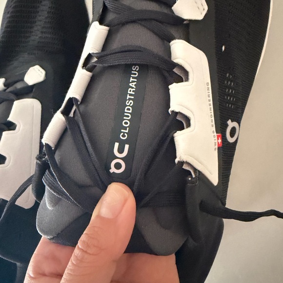 On Running Men's Cloudstratus - Picture 11 of 12